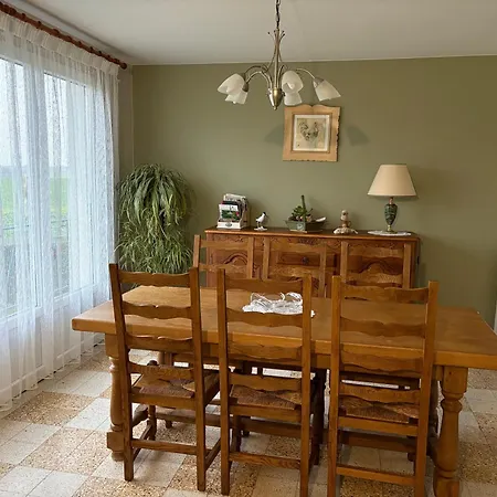 La Maison D'henri Holiday home Sailly-Flibeaucourt